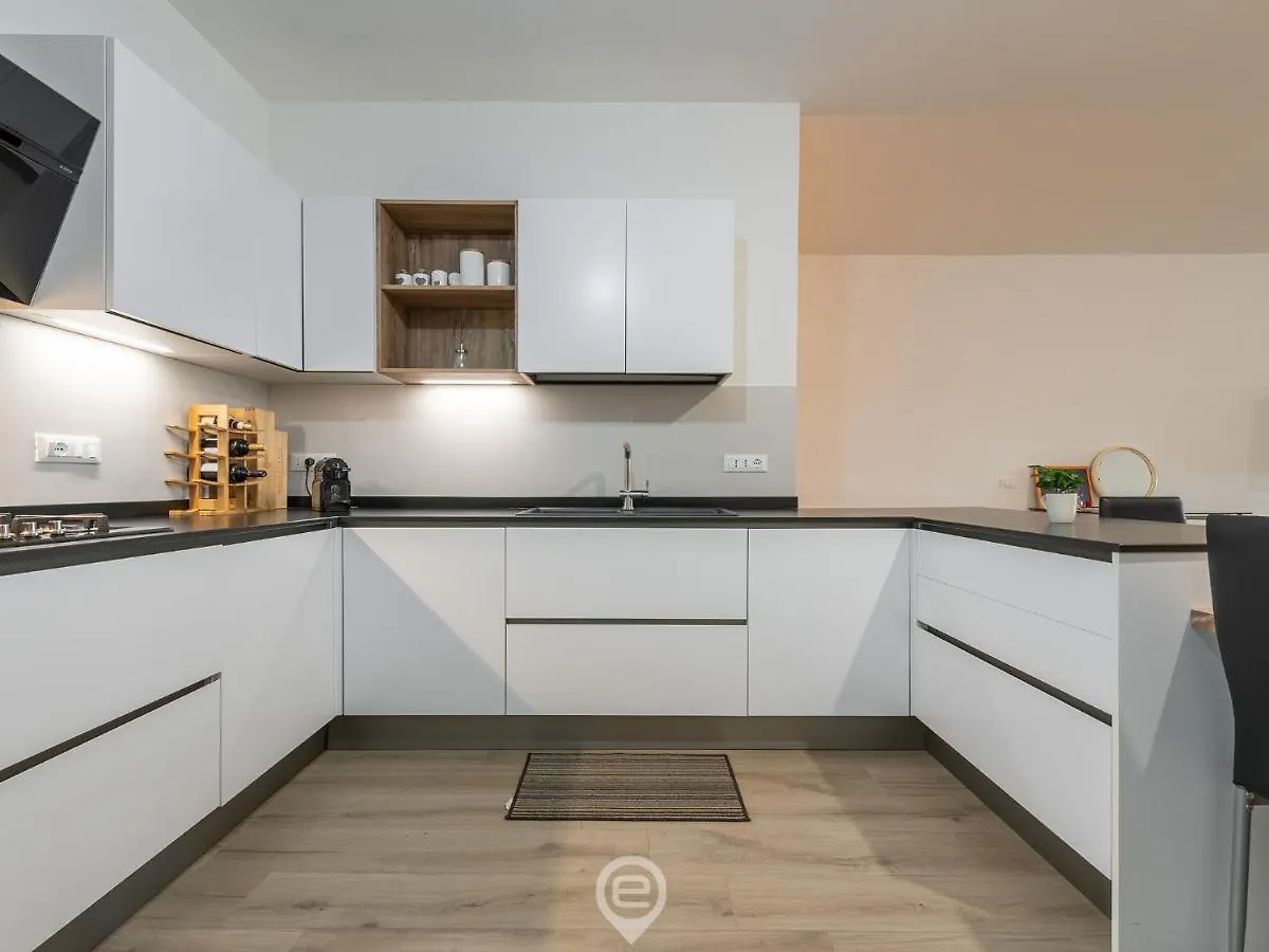 Giulia'S House Apartment Oristano Italy