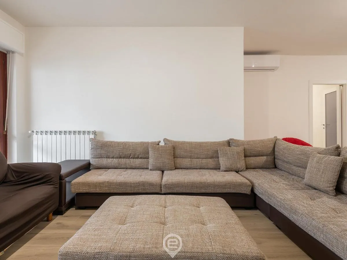 Giulia'S House Apartment Oristano