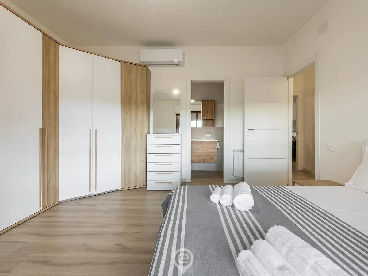 Giulia'S House Apartment Oristano