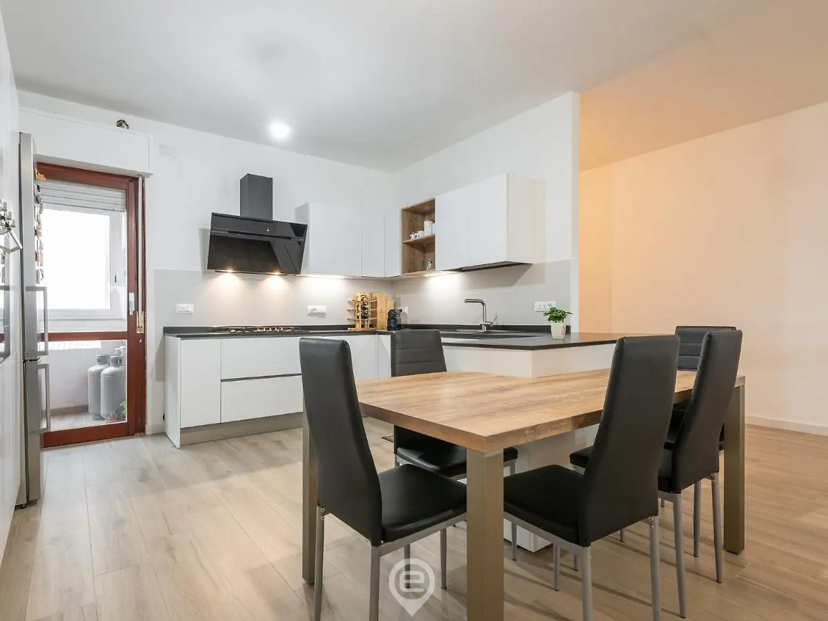 Giulia'S House Apartment Oristano 0*,  Italy